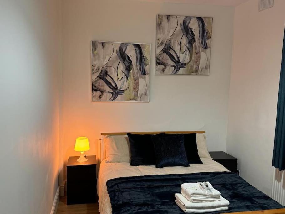 Manor Court Apartment London Exterior photo